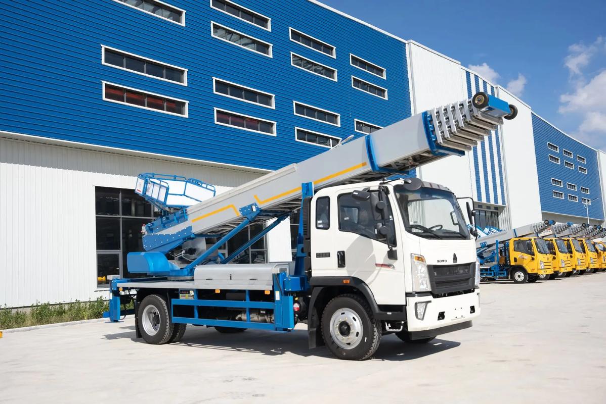 排浦镇出租云梯车高空作业车 建筑垃圾搬运